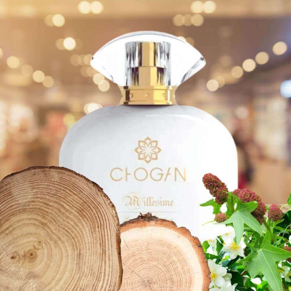 parfum-flasche-fuer-parfum-damen-beliebt-mit-holzigen-noten